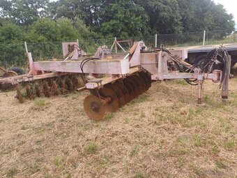 Predám poľnohospodársku techniku - 7