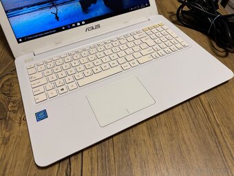 15.6/Asus Notebook/4GB RAM/320GB SSHD/Intel HD 2GB Graf - 7