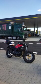 Suzuki GS500e 1990 - 7