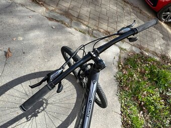 DARK úplne novy horský bicykel ram 19 kolesa 29 - 7
