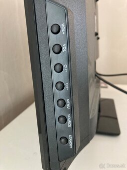 Sharp LCD 24" - 7