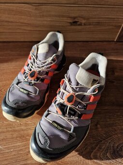 Adidas dámske 37 1/3 - 7