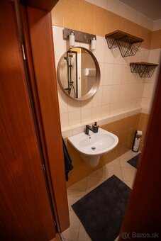 Prenajmem zrekonštruovaný, úplne zariadený 2izb.byt-chrenová - 7