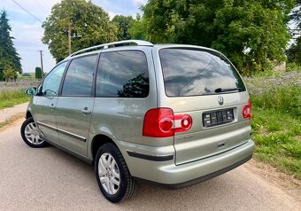 VOLKSWAGEN SHARAN 1.9 TDI 7-MIESTNY HIGHLINE - 7