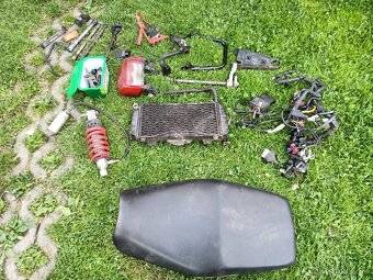 Honda CBR 600 F diely - 7