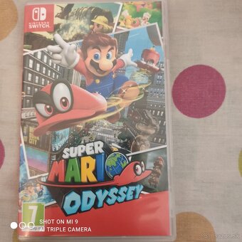 KONZOLA Nintendo Switch LITE Grey + Super Mario hry, Pac-Man - 7