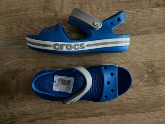 Crocs sandále - 7