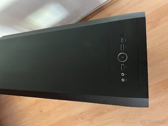 Pc skrinka Fractal design Torrent - 7
