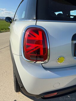 Predám MINI COOPER SE 11/2021 elektrické , ako nové - 7