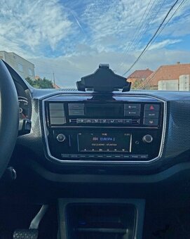 VW e-Up - PREDAJ AJ NA SPLÁTKY - 7