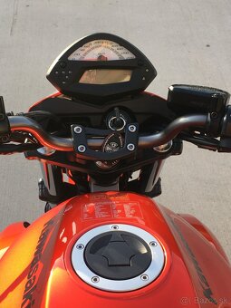 Kawasaki ER6n - 7