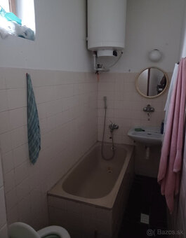 Na predaj samostatne stojaci rodinný dom v obci Nolčovo - 7