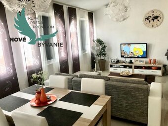 Na predaj dom 2x apartmán len 200m od mora v Chorvátsku na o - 7