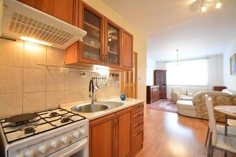Na predaj 3 - izbový byt Poprad, ulica Moyzesova s balkónom - 7
