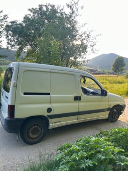 Peugeot Partner 2.0HDI - 7
