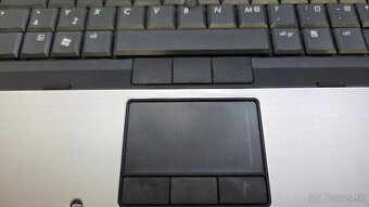 Predam HP laptop v krasnom stave, 2 jadro, 4GB RAM, SSD - 7