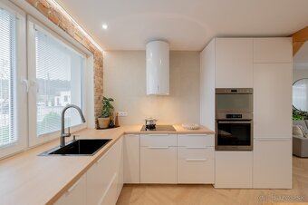 4-izbový kompletne zariadený rodinný dom - 7