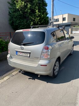 Toyota Corolla VERSO - 7