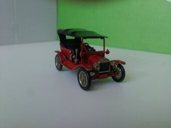 Matchbox Yesteryear Ford - 7