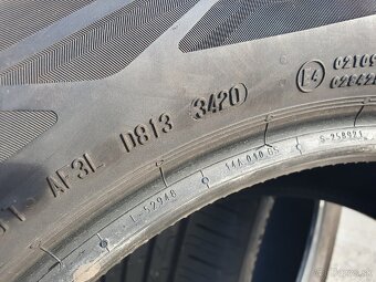 235/55R18 continental - 7