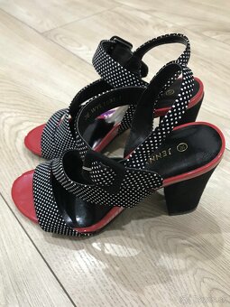 Dámske sandálky, veľkosť 36 - 7