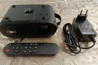 FullHD LED prenosný projektor HORLAT s Wifi Bluetooth - 7