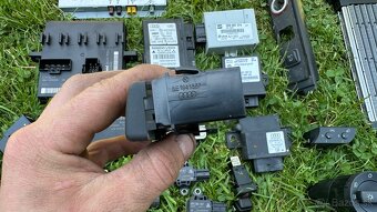 Riadiace jednotky na audi a4 b6 b7 seat exeo st - 7