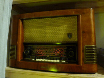 Rádio Tesla 624A Choral - 7