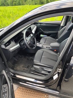 ŠKODA OCTAVIA COMBI - 4, 1.5 TSI e-TEC DSG 150 k – TOP STAV - 7