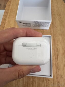 Apple AirPods Pro 2 - (USB-C) - 7