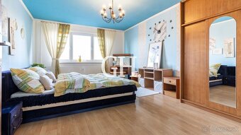 REZERVOVANÉ - VARŠAVSKÁ - Priestranný 3-izbový byt (82m²) - - 7