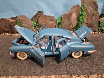 Prodám model 1:18 Tucker Torpedo 1948 - 7