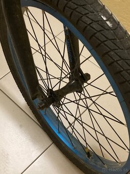 BMX-Stolen Heist - 7