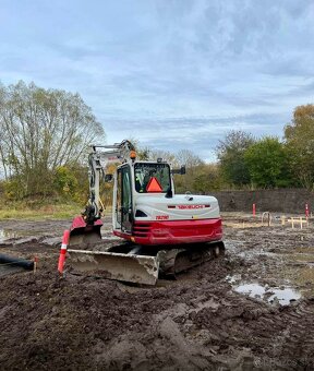 Pásový bagr TAKEUCHI TB 290 - 7