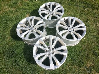 Original Audi R19 5x112 ET28 - 7