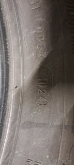 Predám 4ks slušné letné 235/65r16C Michelin na dodávku - 7