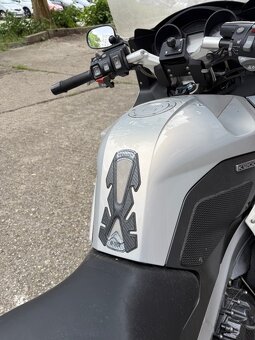 Predám BMW K1200GT r.v. 2007 - 7