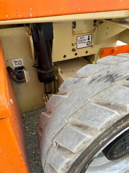 Nožnicová pracovná plošina duálny pohon JLG M4069 Bi - 7