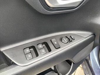 Kia Stonic 1,2 84k GOLD 18.410km po prvom majiteľovi - 7