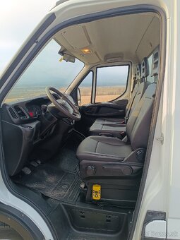 Iveco Daily vyklápač - 7