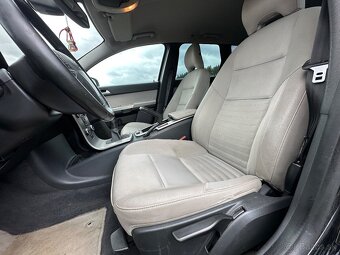 VOLVO V50 2.0D diesel 100kw kombi - 7