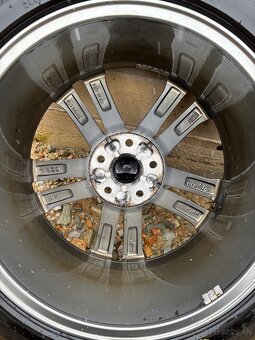 245/45 R18 96V 5x112 zimna sada - 7