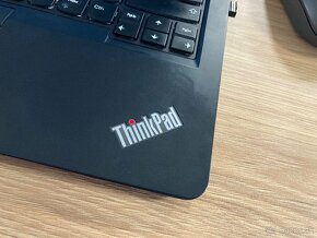 ThinkPad Lenovo 13 G2 Legálny Windows 11 8 GB RAM 256 GB SSD - 7