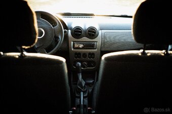 Dacia Sandero 2008 manuál - 7