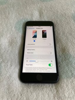 Apple iPhone SE 2020 /64GB/ - 7