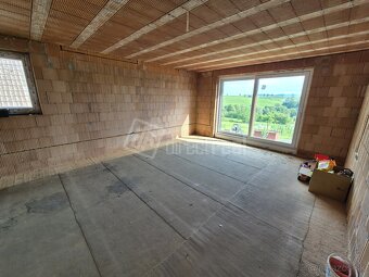 Ponúkame na predaj dom v štádiu hrubej stavby v obci R… - 7