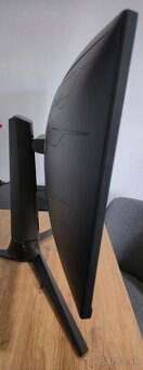 32" - ASUS ROG Strix XG32VC - 7