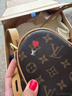 Kabelka Vuitton - 7
