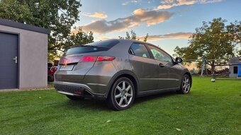 🇯🇵 Honda Civic 8g UFO, 2.2 Cdti - 7