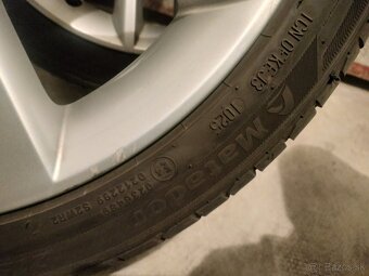 4ks orig. Škoda 5x100 R17 pneu 215/40 R17 7mm - 7